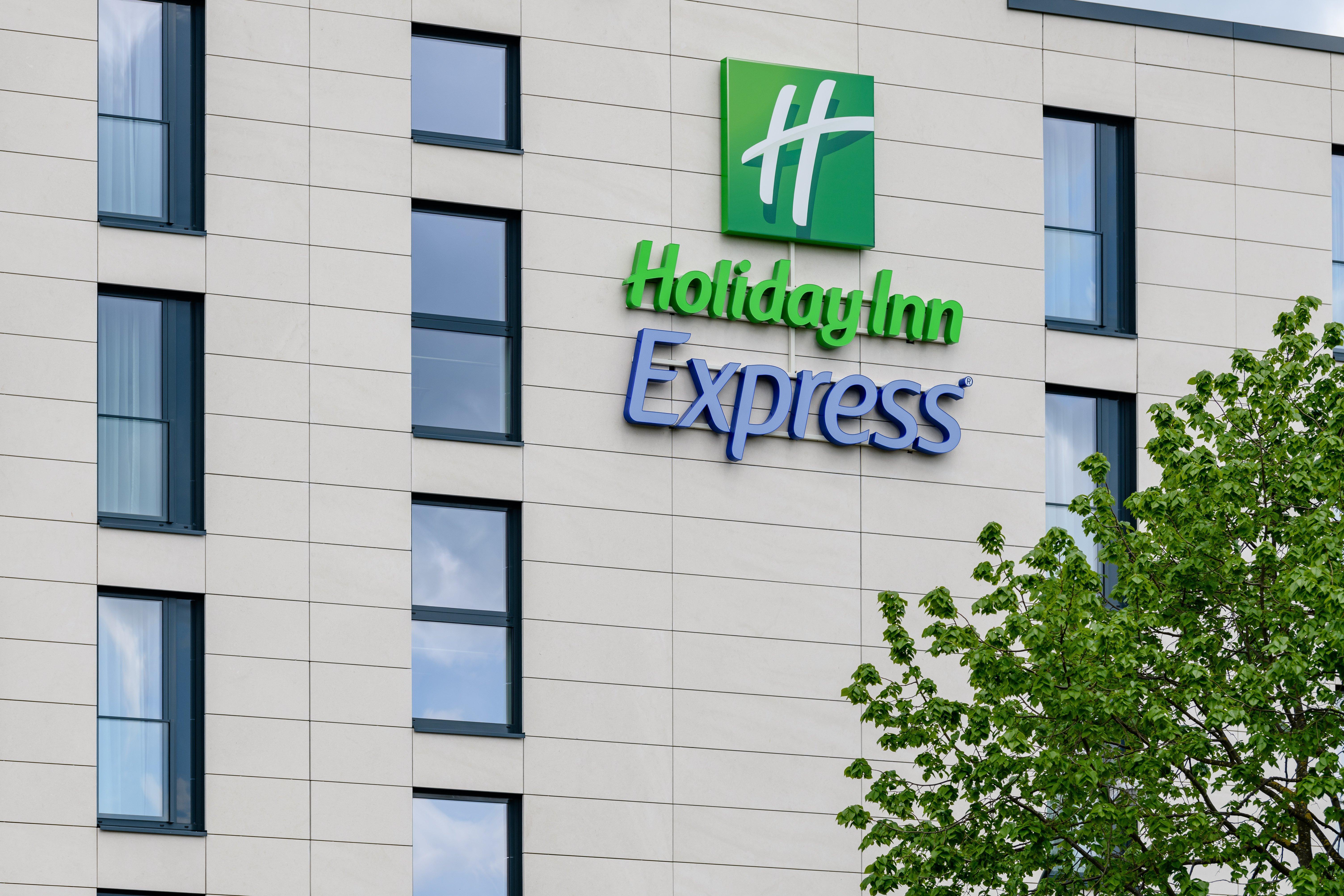 Holiday Inn Express - Fulda, An Ihg Hotel Exteriör bild